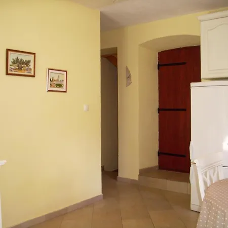 Komiza 9247a Apartmán Vis