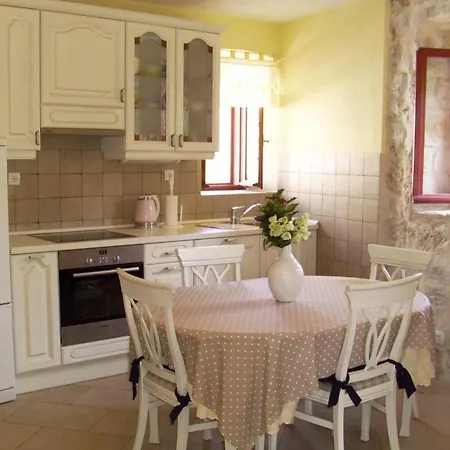 Komiza 9247a Apartmán Vis
